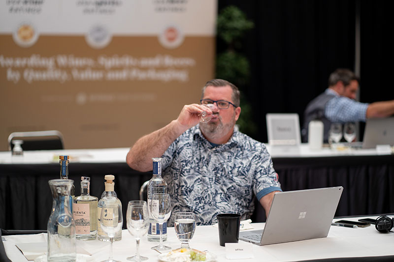 Jeff Feist, BevMo’s national spirits buyer judging at the 2021 USA Spirits Ratings