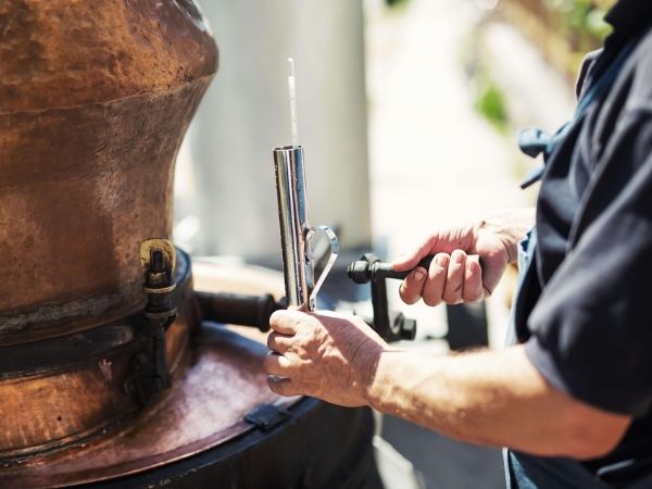 What Bartenders Need To Know About the Pop-Up Bar Concept