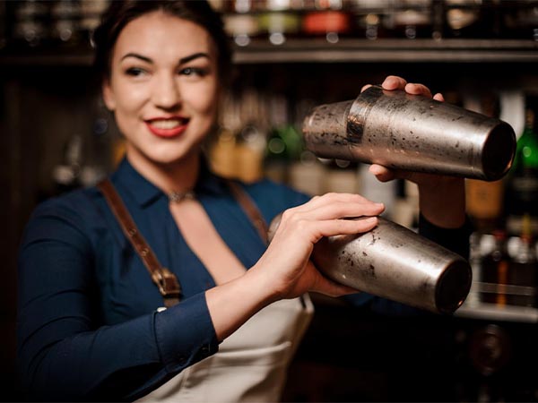 Great Traits: 10 qualities great bartenders possess