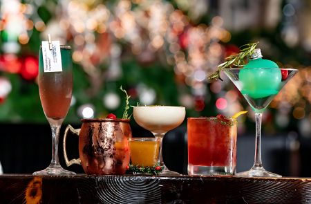 Photo for: The Eight Best Holiday Programming Tips for Bars: Keeping an Eye on Profits