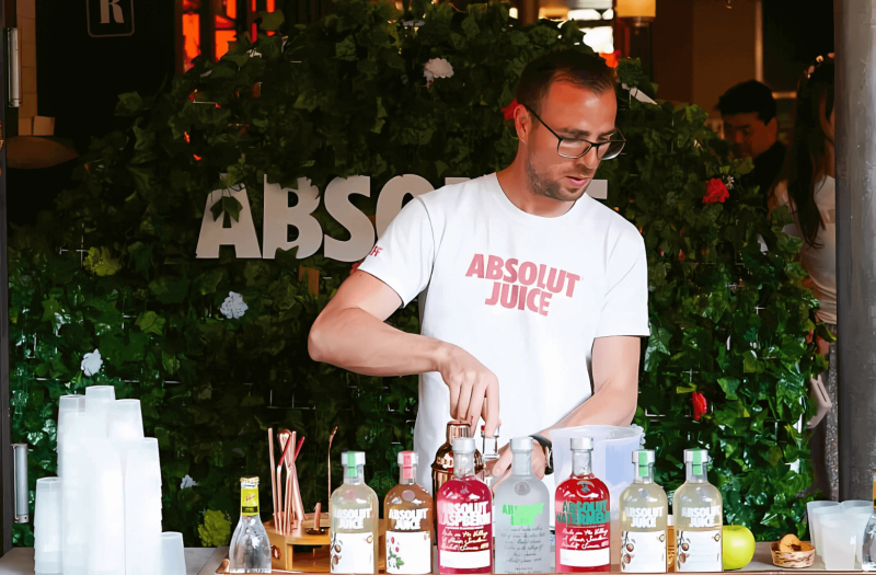 Photo for: Building Buzz For Brands & Bars: Activations And Marketing In The Beverage Industry